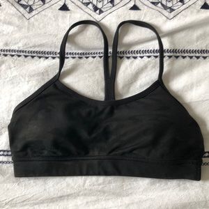 Flow Y sports bra black camo worn once